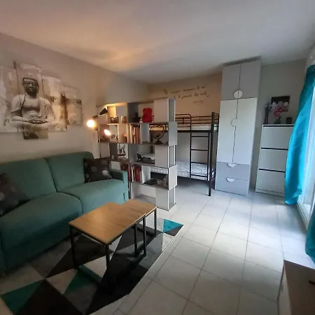 شقة Les Deux Chateaux Avec Piscine, Climatisation Et Wi-fi كانيو سور مير